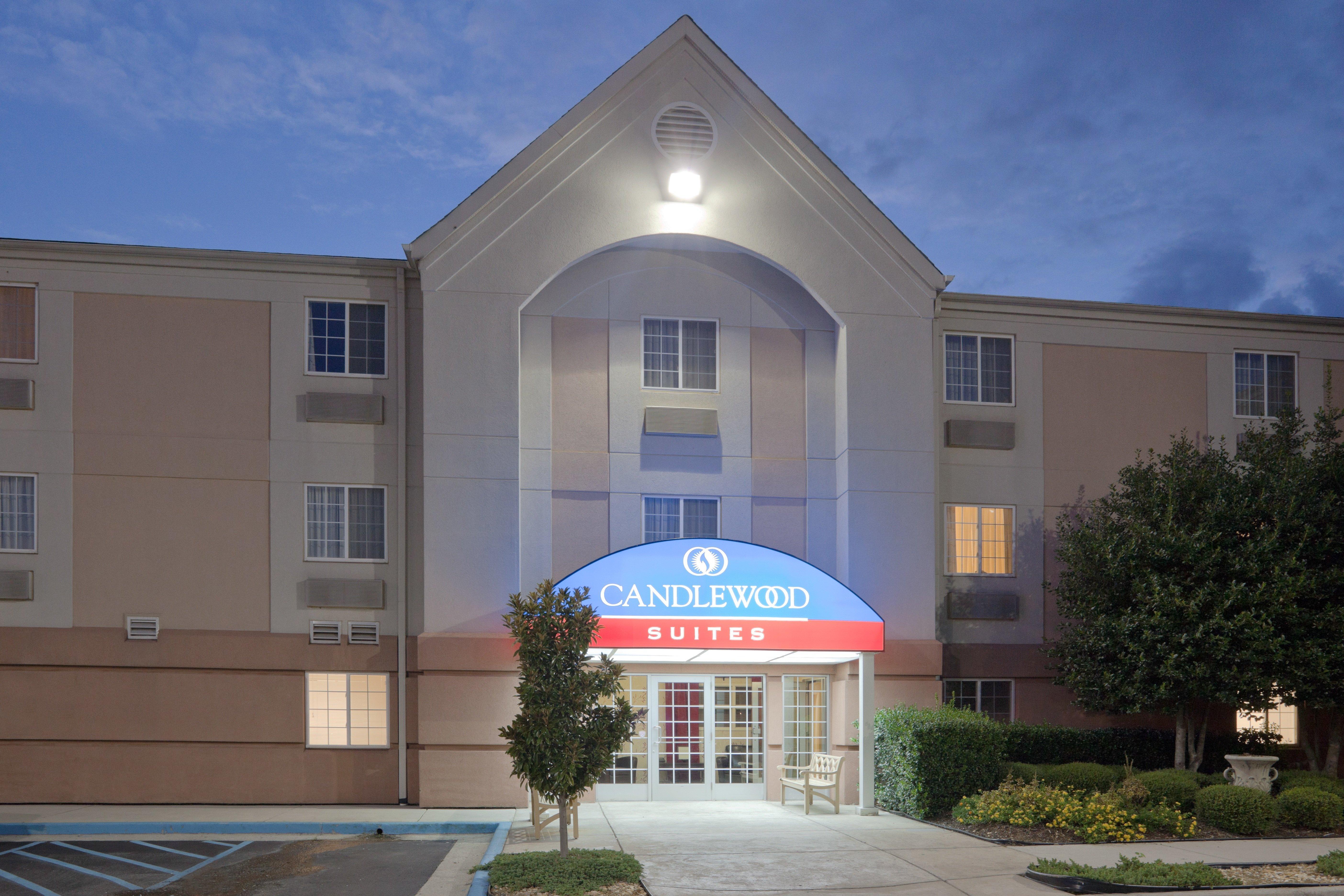 Sonesta Simply Suites Huntsville Research Park Экстерьер фото