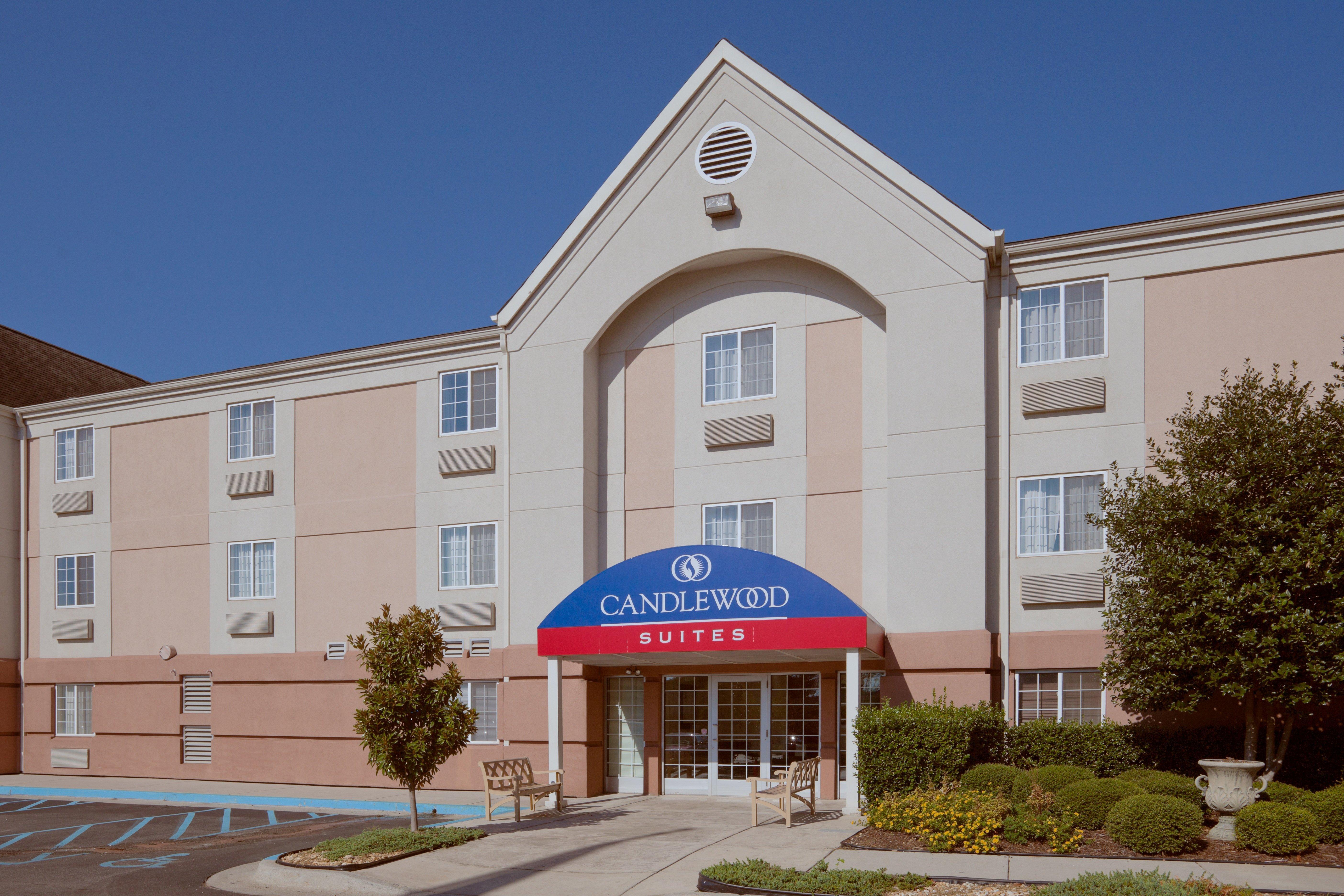 Sonesta Simply Suites Huntsville Research Park Экстерьер фото