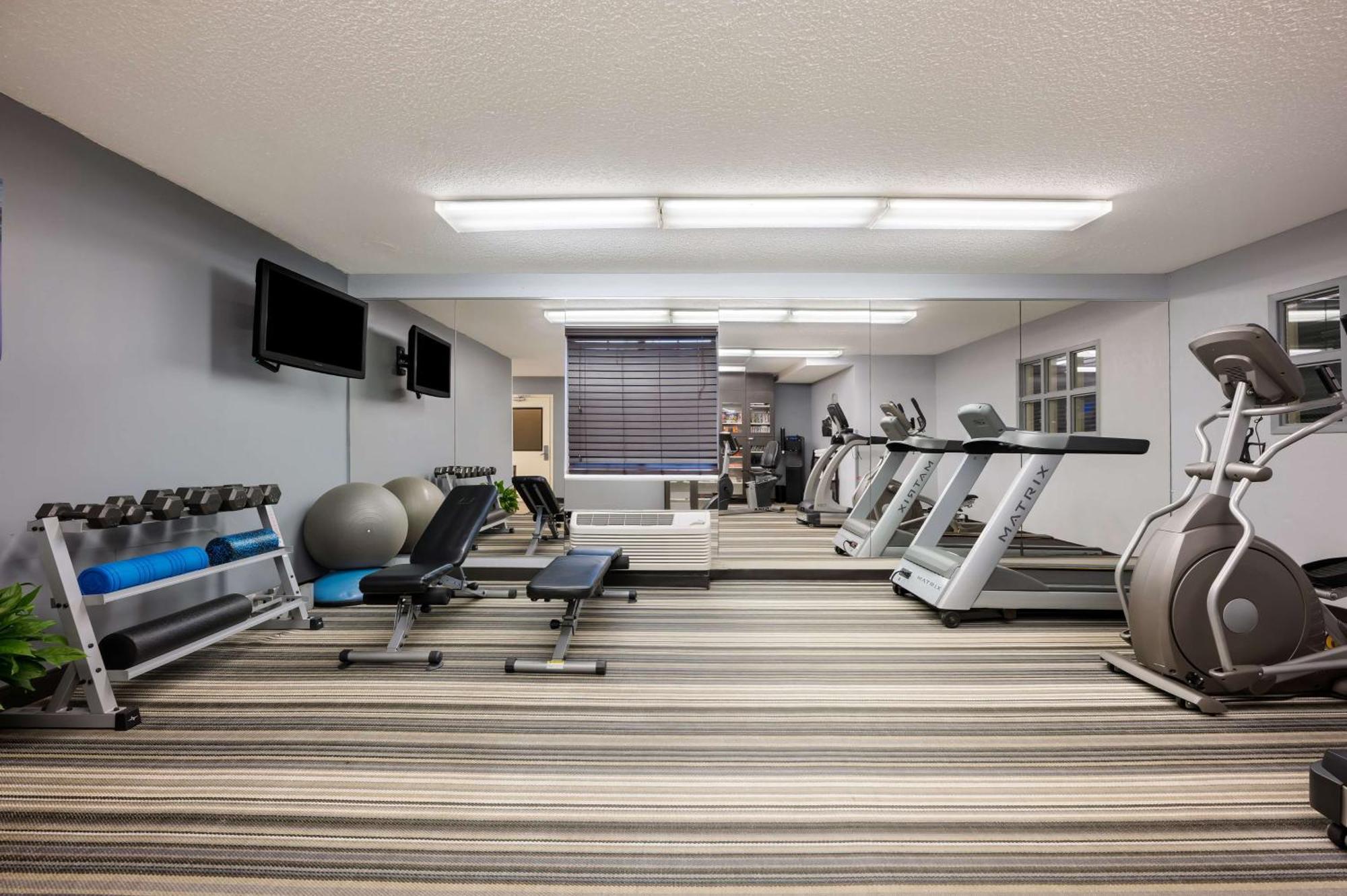 Sonesta Simply Suites Huntsville Research Park Экстерьер фото