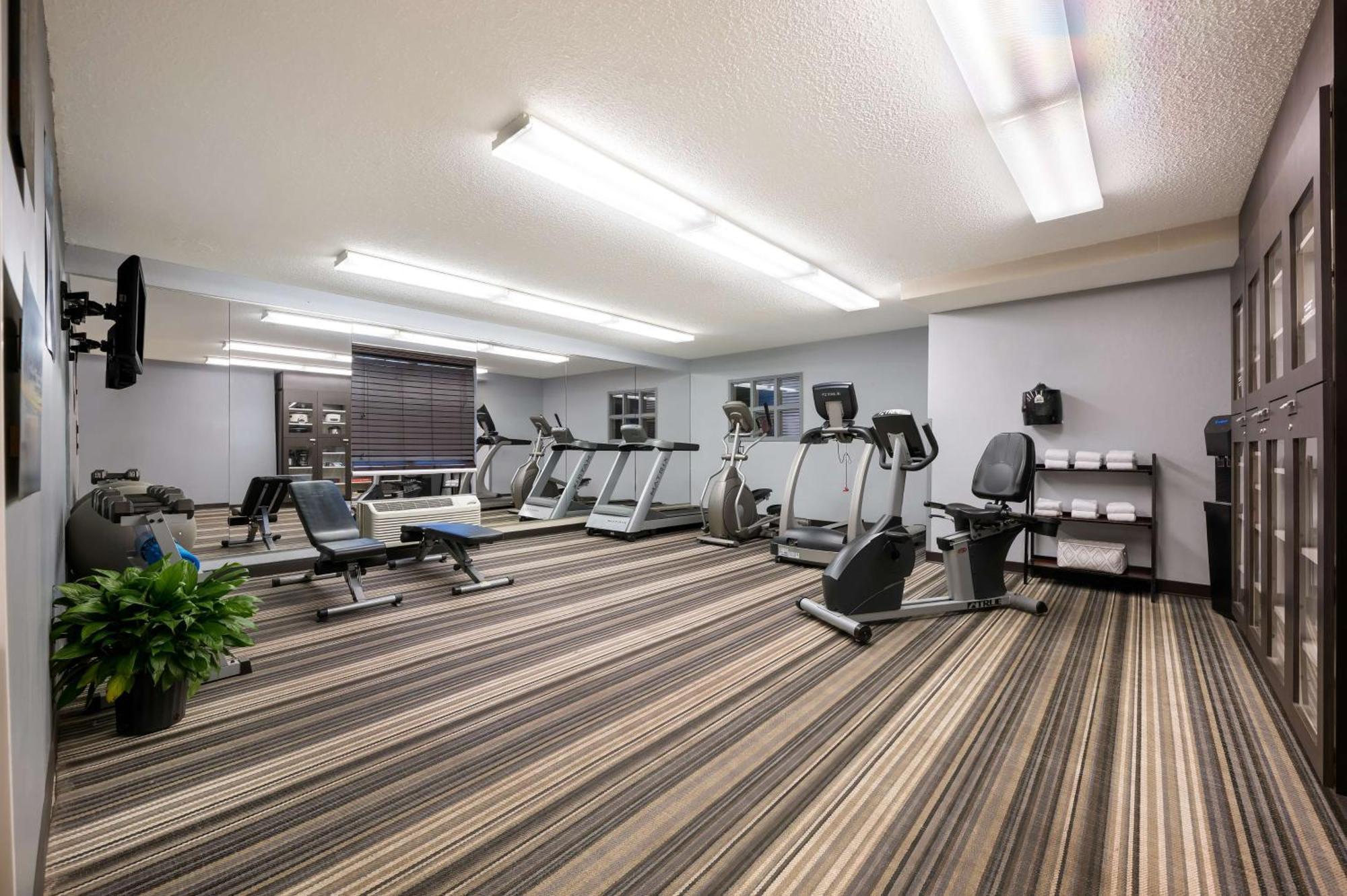 Sonesta Simply Suites Huntsville Research Park Экстерьер фото